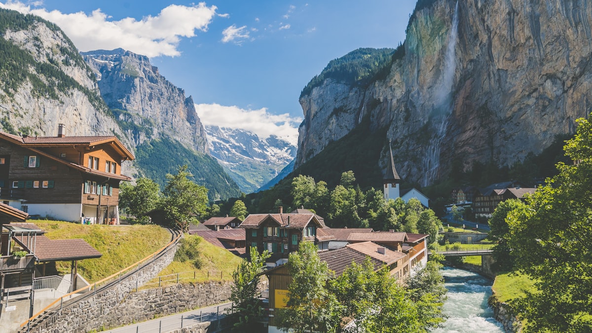 Switzerland FINMA framework versus EU MiCA